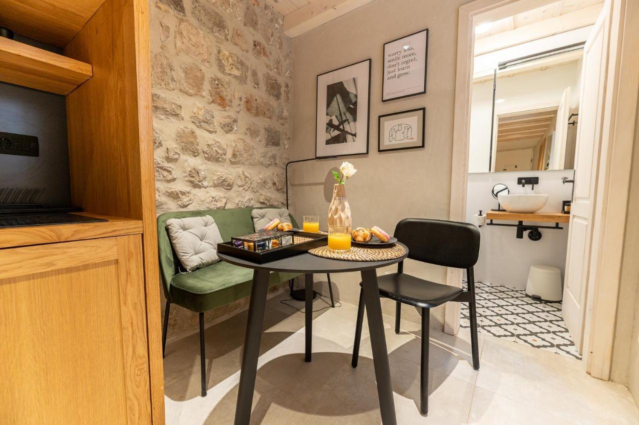Superior 1 Bedroom Apartment Gabriela Next To Buza Beach Ragusa Esterno foto